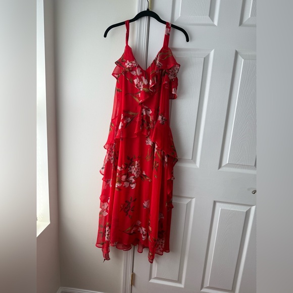 Neiman Marcus Red floral midi dress with ruffled layers. Size 10 - Picture 1 of 8